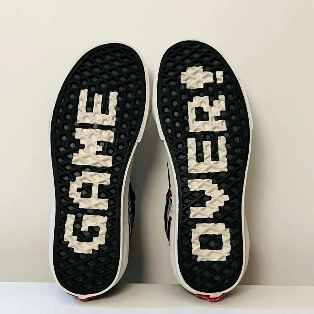Vans x Nintendo Sk8-Hi Reissue Controller